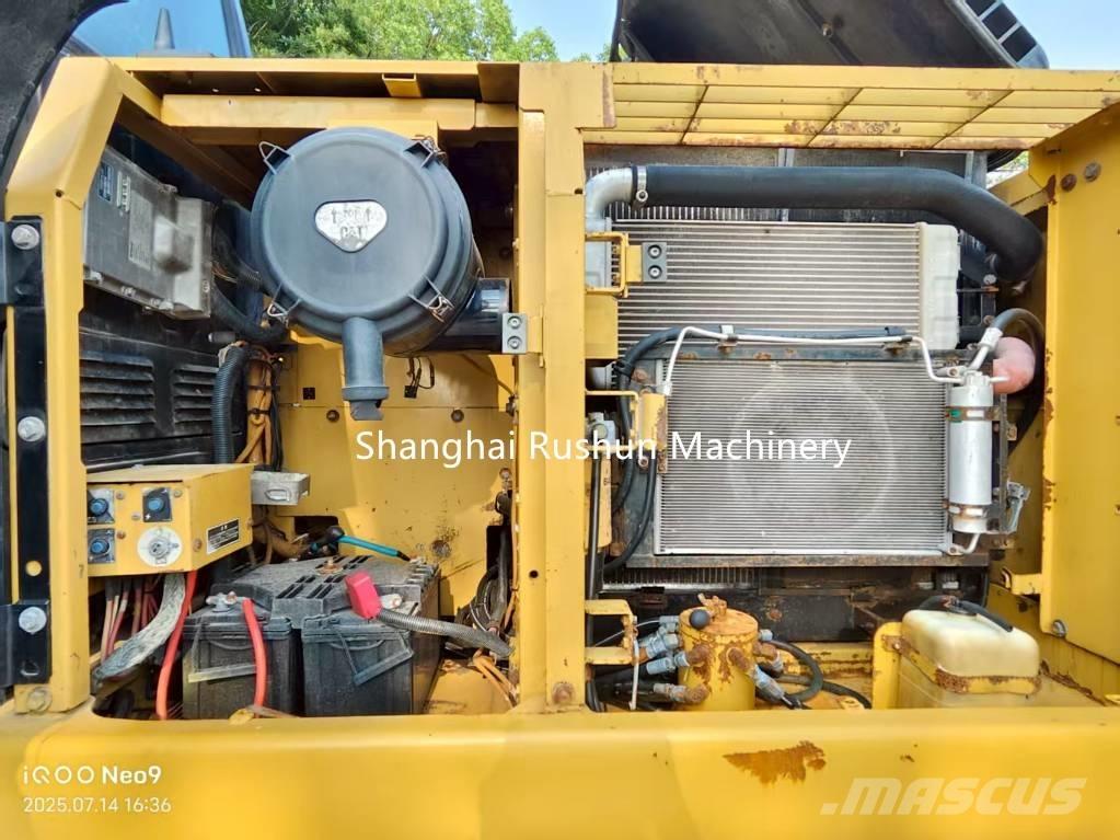 CAT 320 D Bageri guseničari