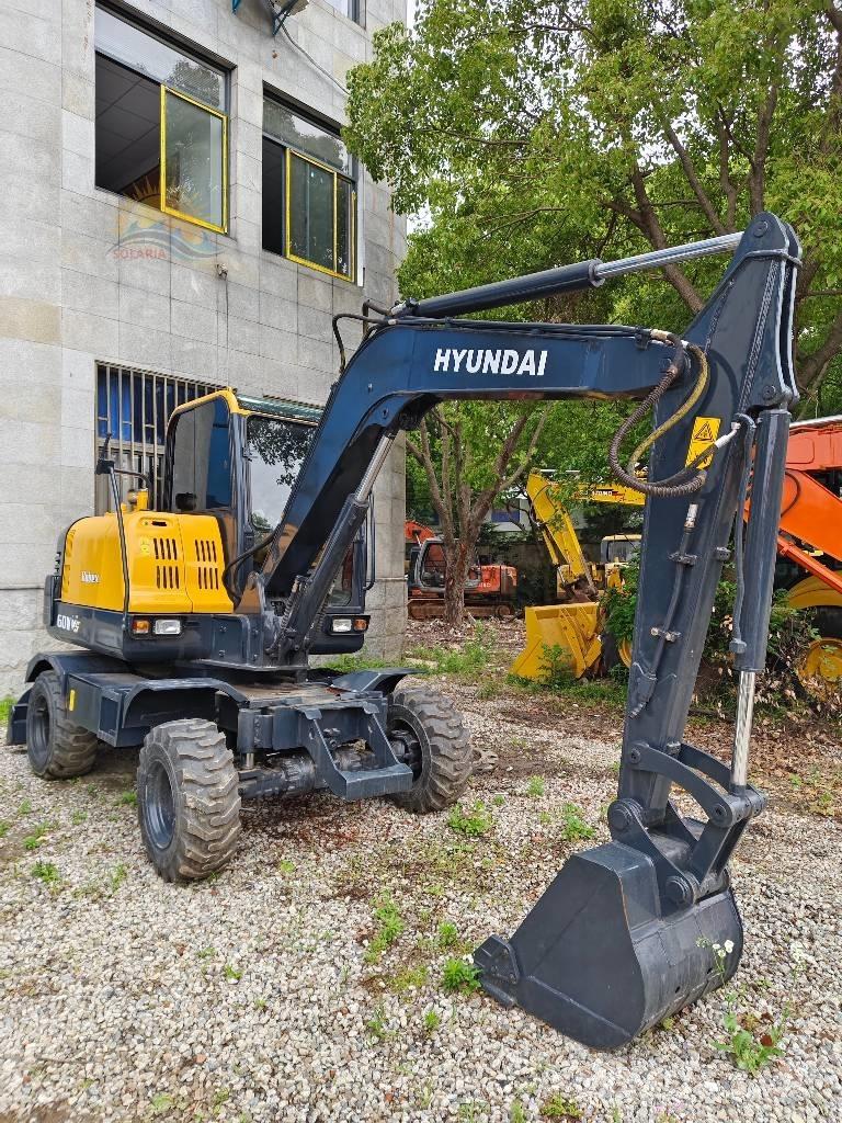 Hyundai 60 W VS Mini bageri < 7t