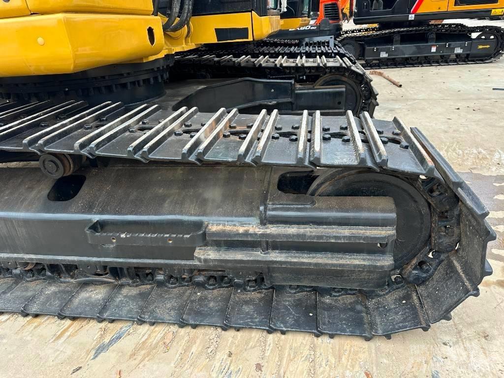 CAT 323GC Bageri guseničari