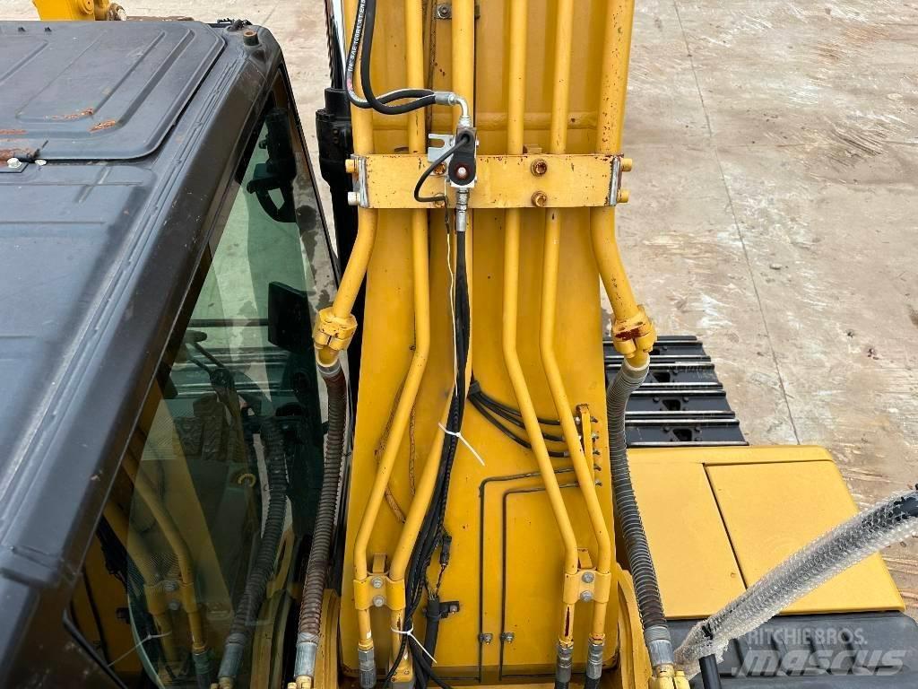 CAT 323GC Bageri guseničari