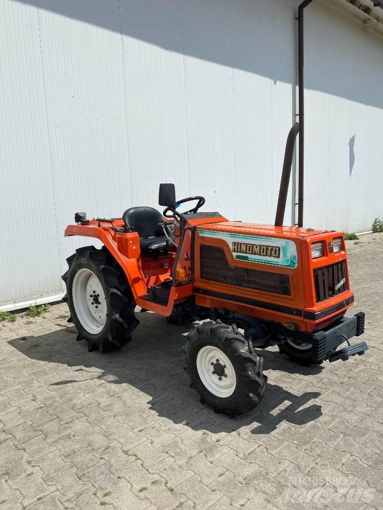 Hinomoto N 209 Manji traktori