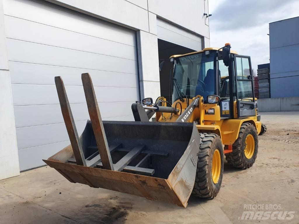 Volvo L 30 G Mobilne drobilice