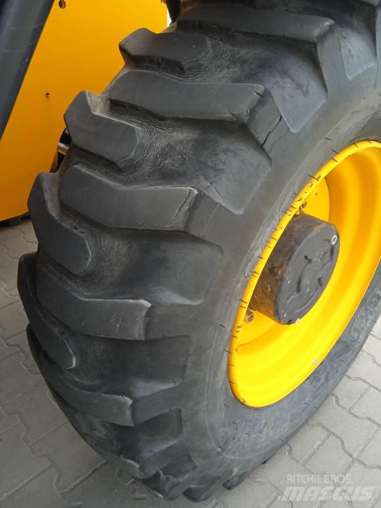 JCB 540-140 Teleskopski viljuškari