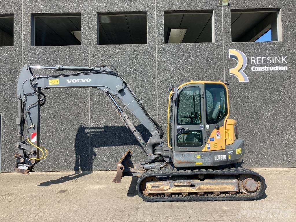 Volvo ECR 88 D Midi bageri 7t – 12t