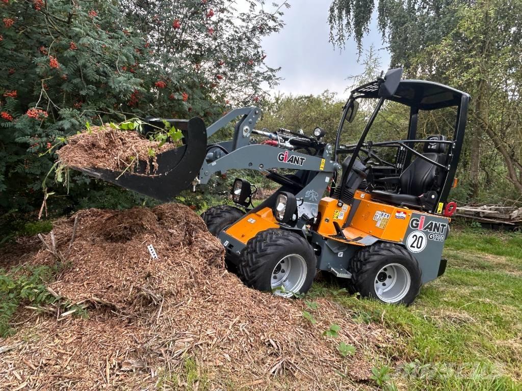 GiANT G 1200 Mini utovarivači