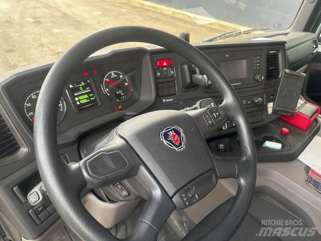 Scania P 370 Kamioni sa kranom