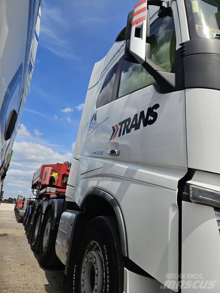 Volvo FH16 750KM 8x4 Tegljači