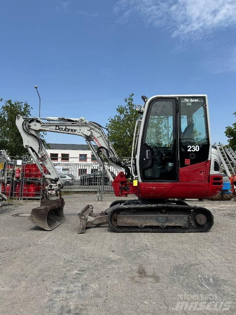 Takeuchi TB 230 Mini bageri < 7t