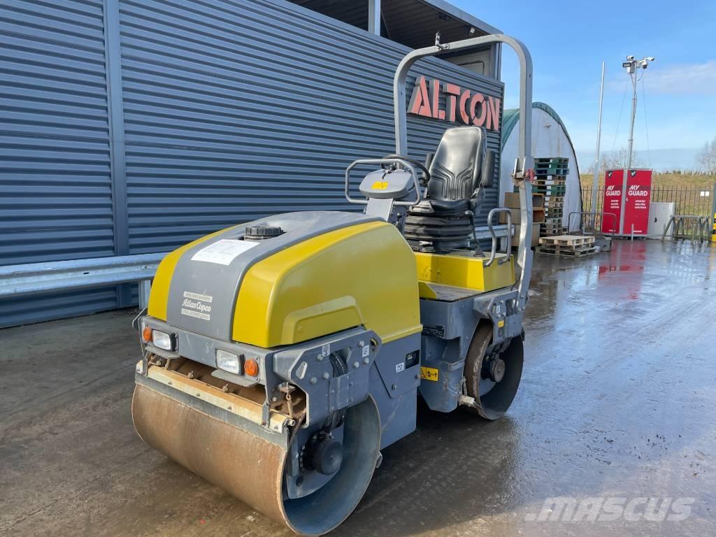 Dynapac CC1200 Valjci sa duplim bubnjem