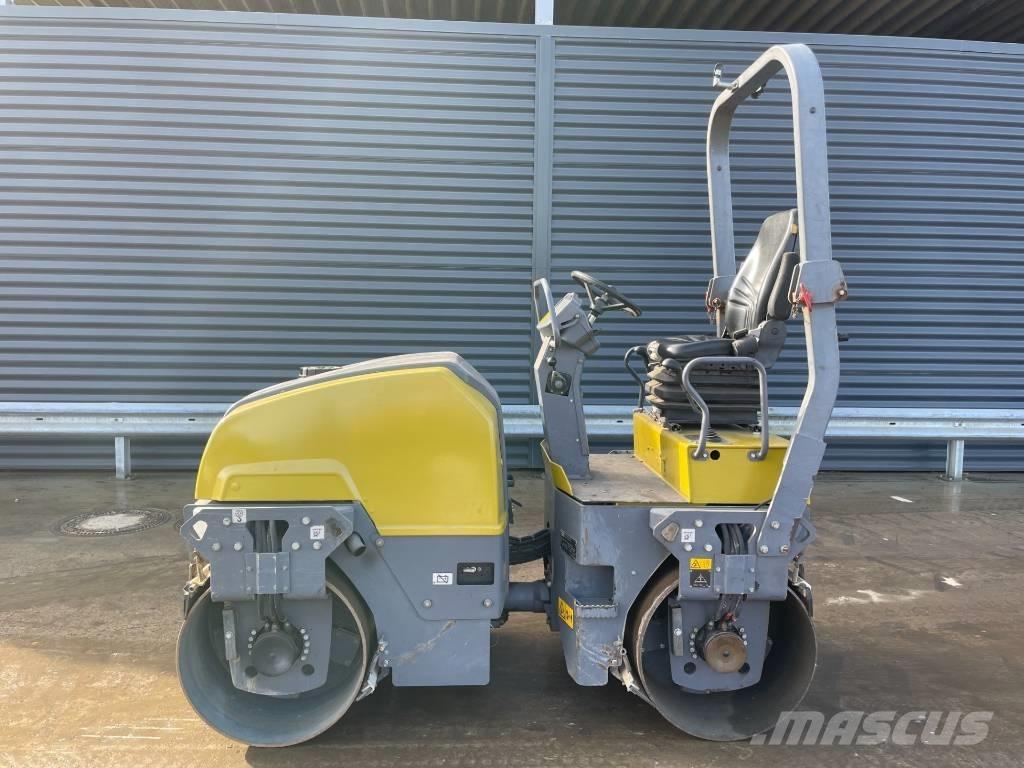 Dynapac CC1200 Valjci sa duplim bubnjem