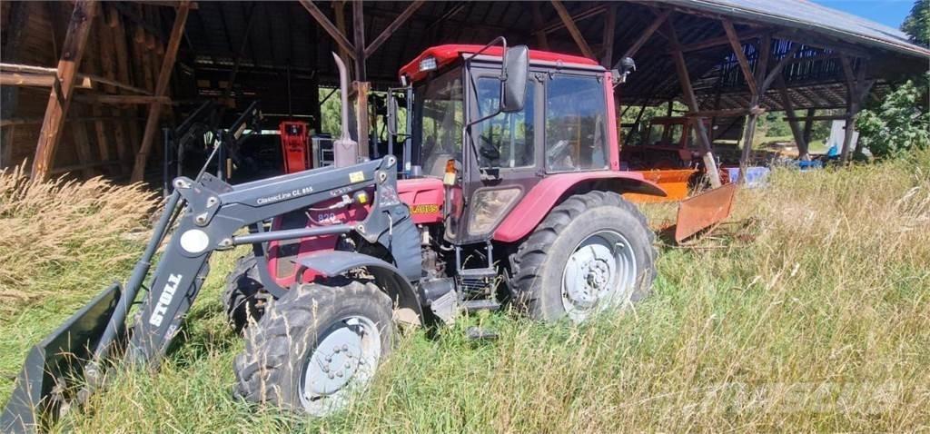 Belarus MTS 820 + FL Traktori
