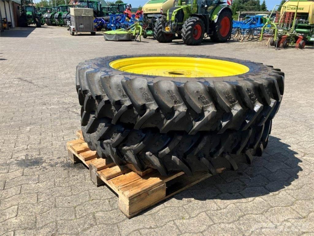 BKT 320/90R42 Gume, točkovi i felne