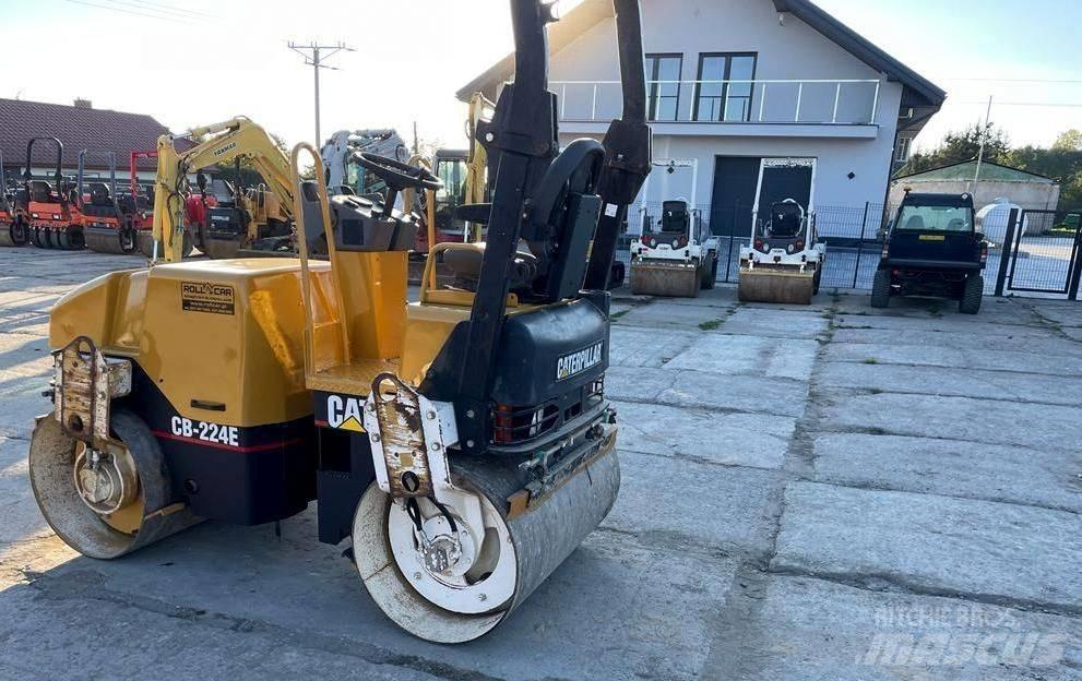 CAT CB 224 E Valjci sa duplim bubnjem