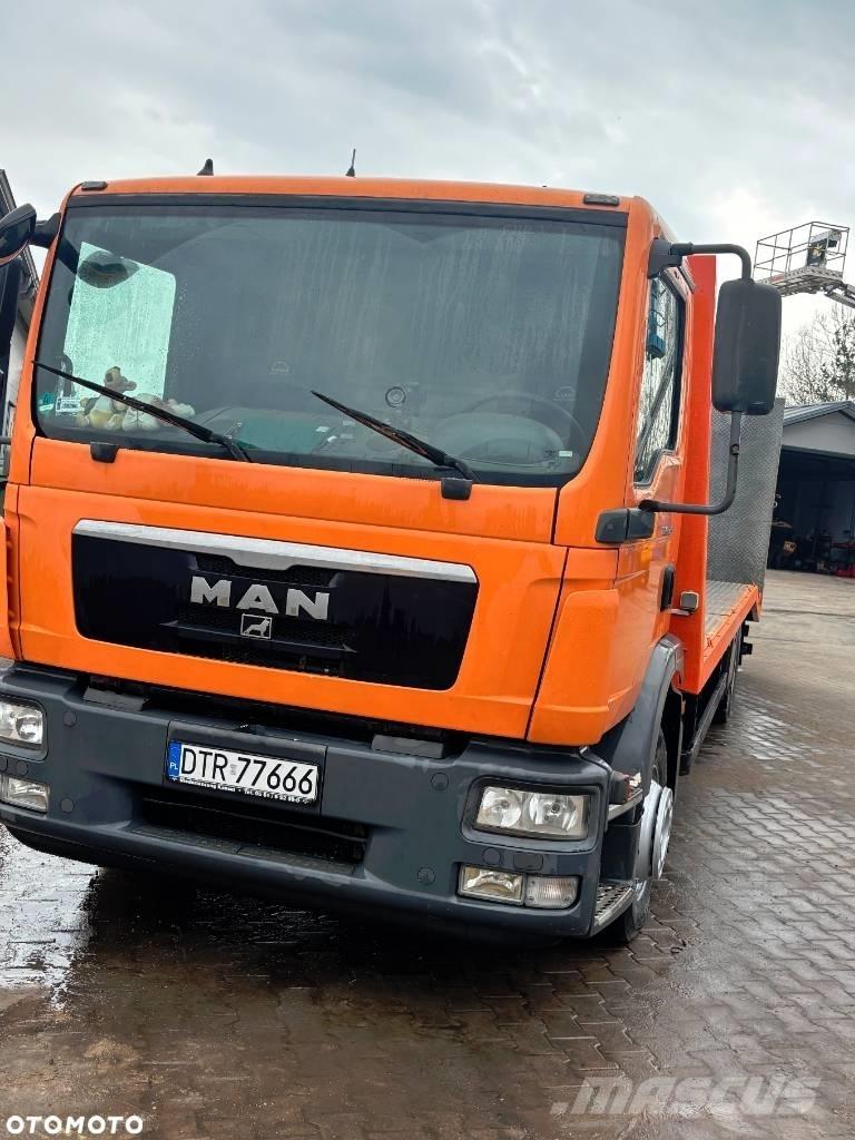 MAN TGM 15.290 Kamioni sa ravan platformom / vitlom