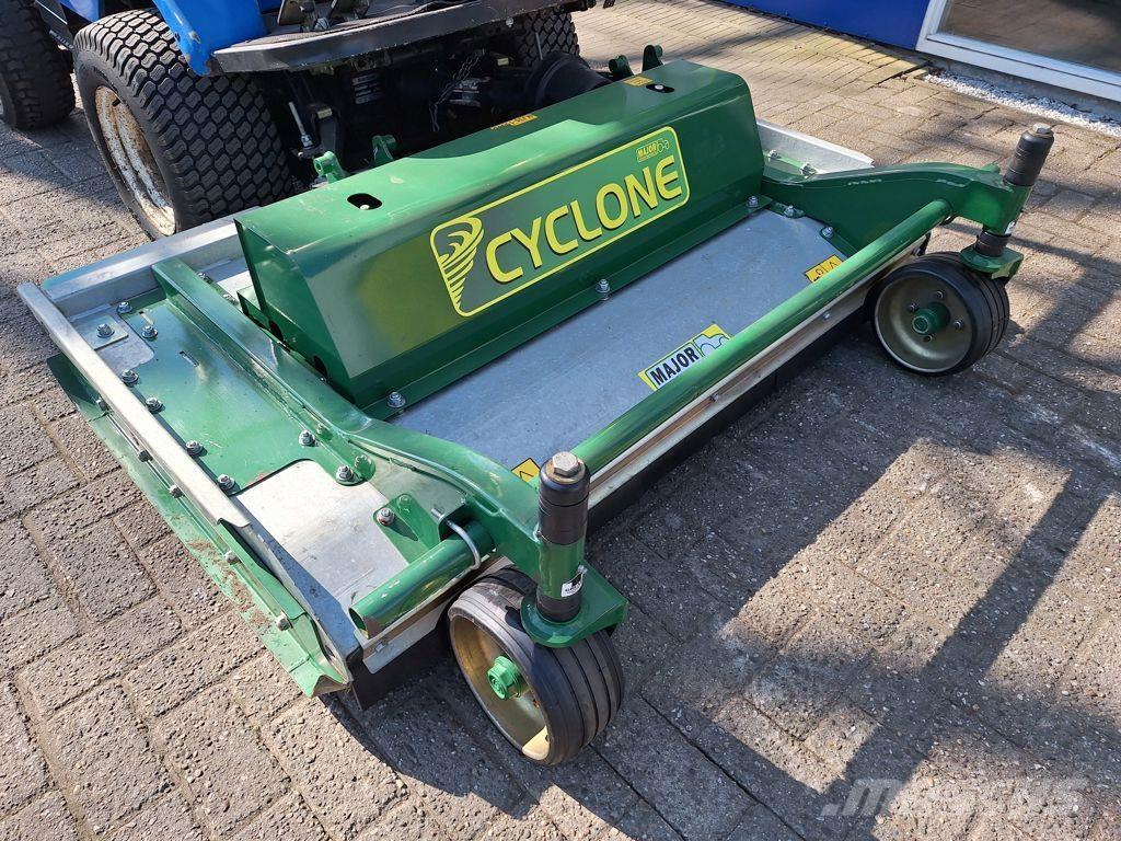 New Holland MC28 Traktorske kosilice