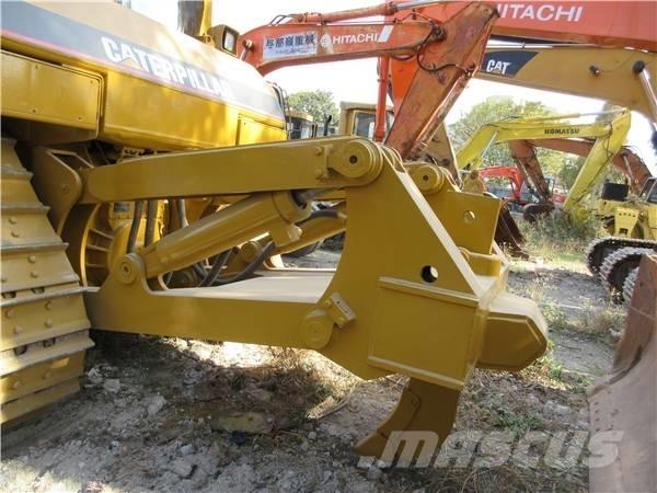 CAT D 6 R Buldožeri guseničari