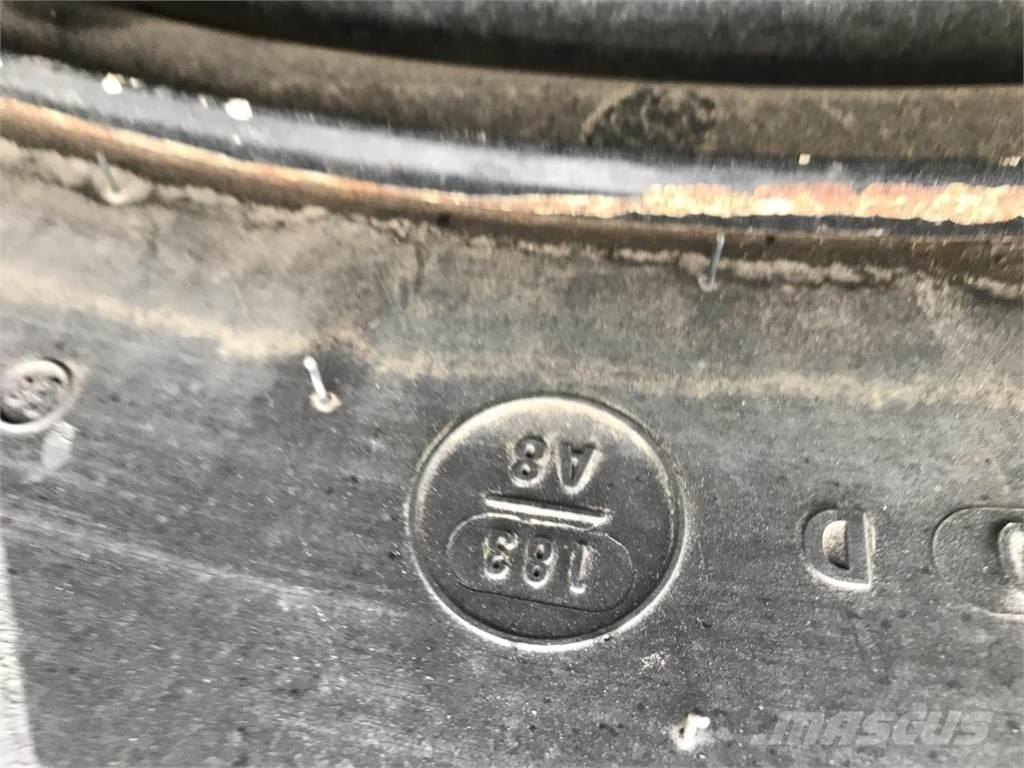 Mitas 680/80R42 Gume, točkovi i felne