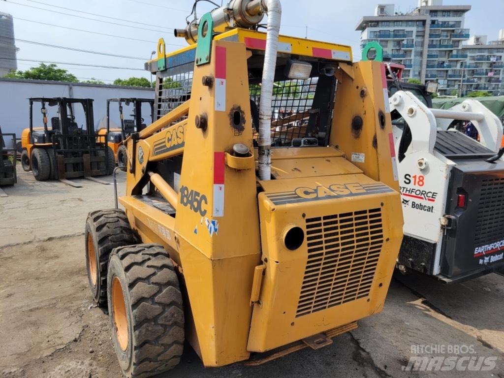 CASE 1845 C Skid steer mini utovarivači