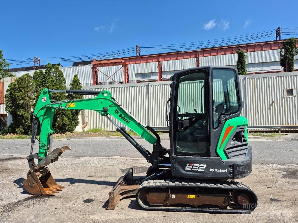 Bobcat E 32i Mini bageri < 7t