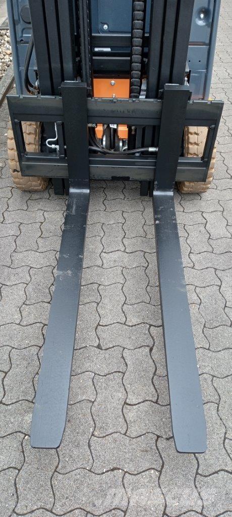 Toyota 8FBM16T Električni viljuškari