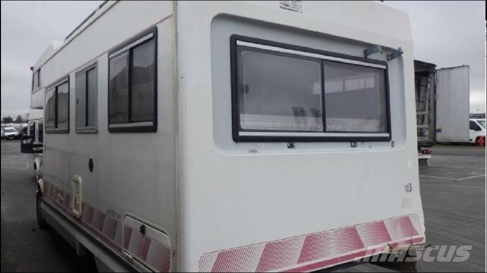 Peugeot J5 Kamperi i kamp prikolice