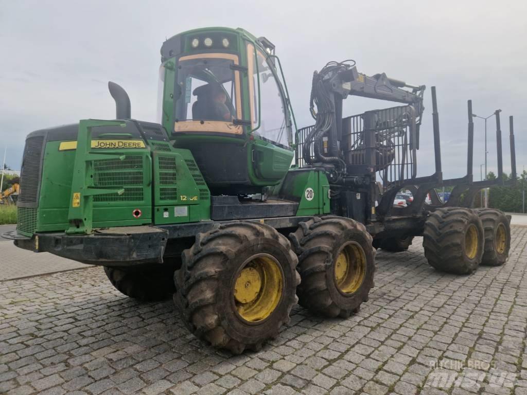 John Deere 1210 E Forvarderi