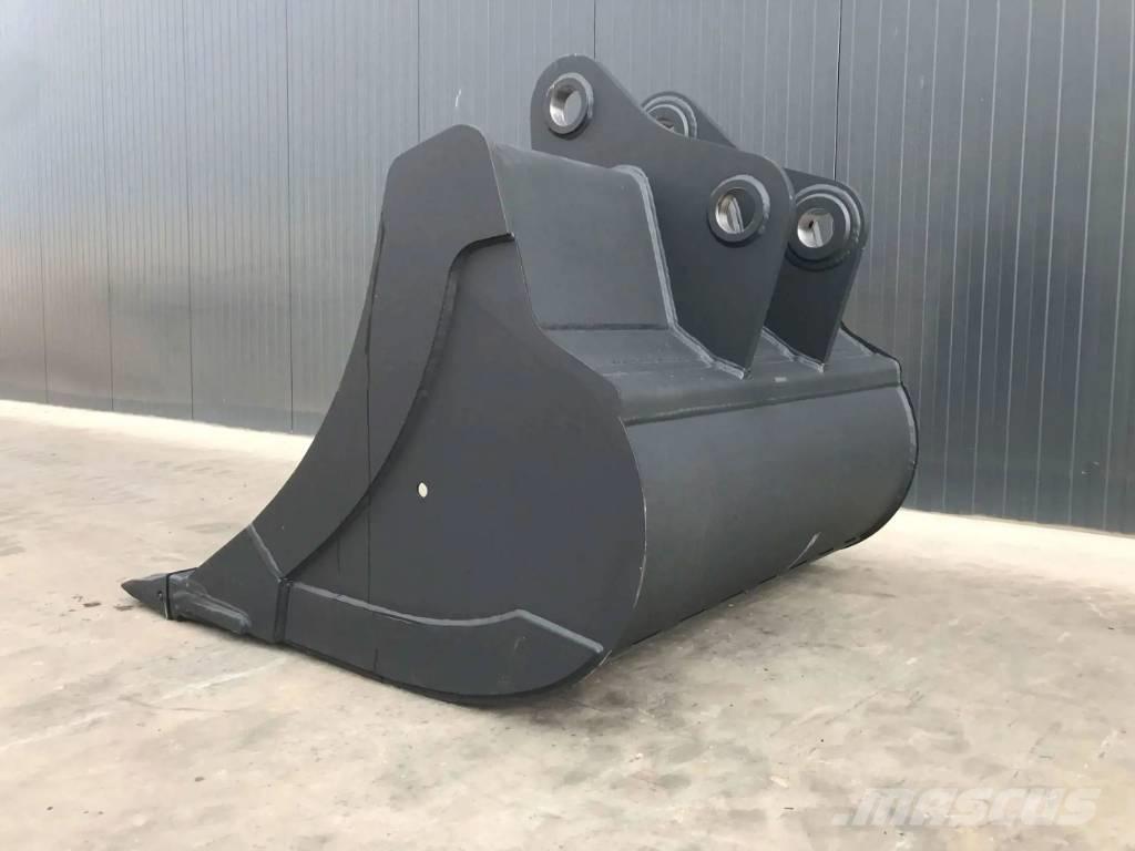 Komatsu PC210 Kašike / Korpe