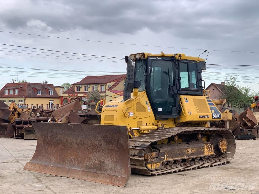 Komatsu D 51 PX-24 Buldožeri guseničari