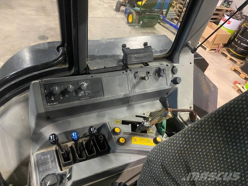 Valmet 8100 GOS Traktori