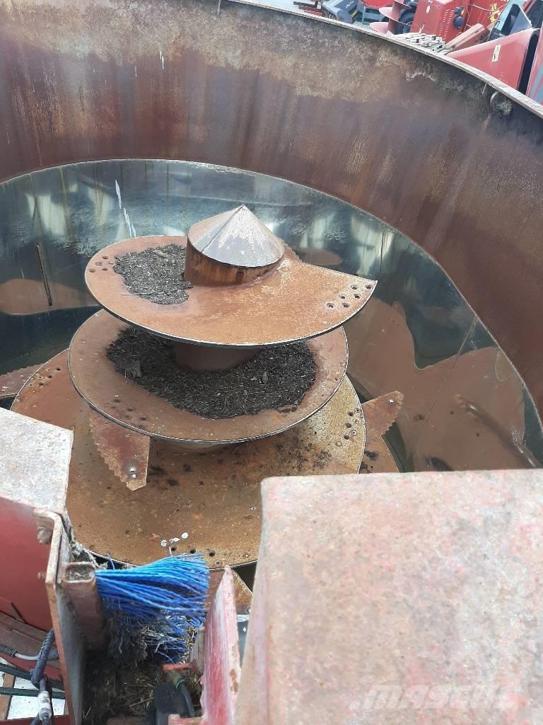 RMH VSL 14 Mešaona stočne hrane