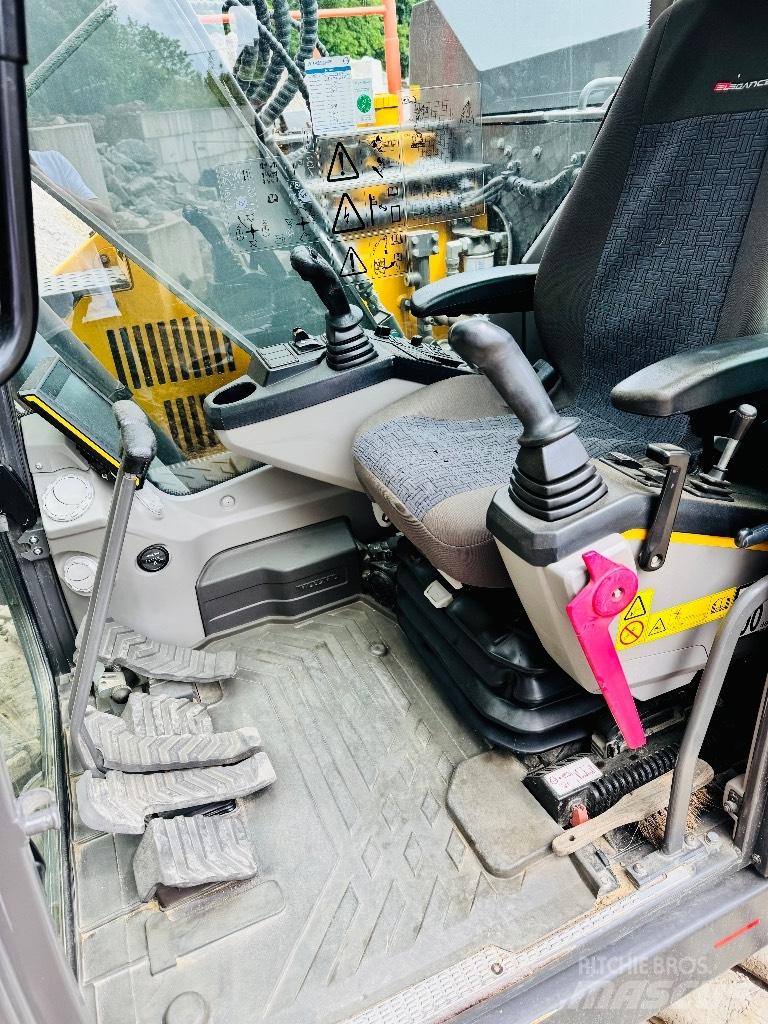 Volvo ECR 145 E Bageri guseničari