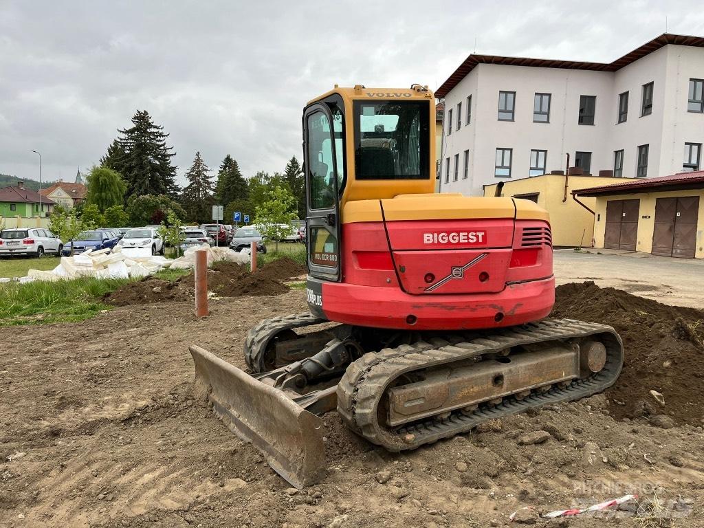 Volvo ECR 88 PLUS Midi bageri 7t – 12t