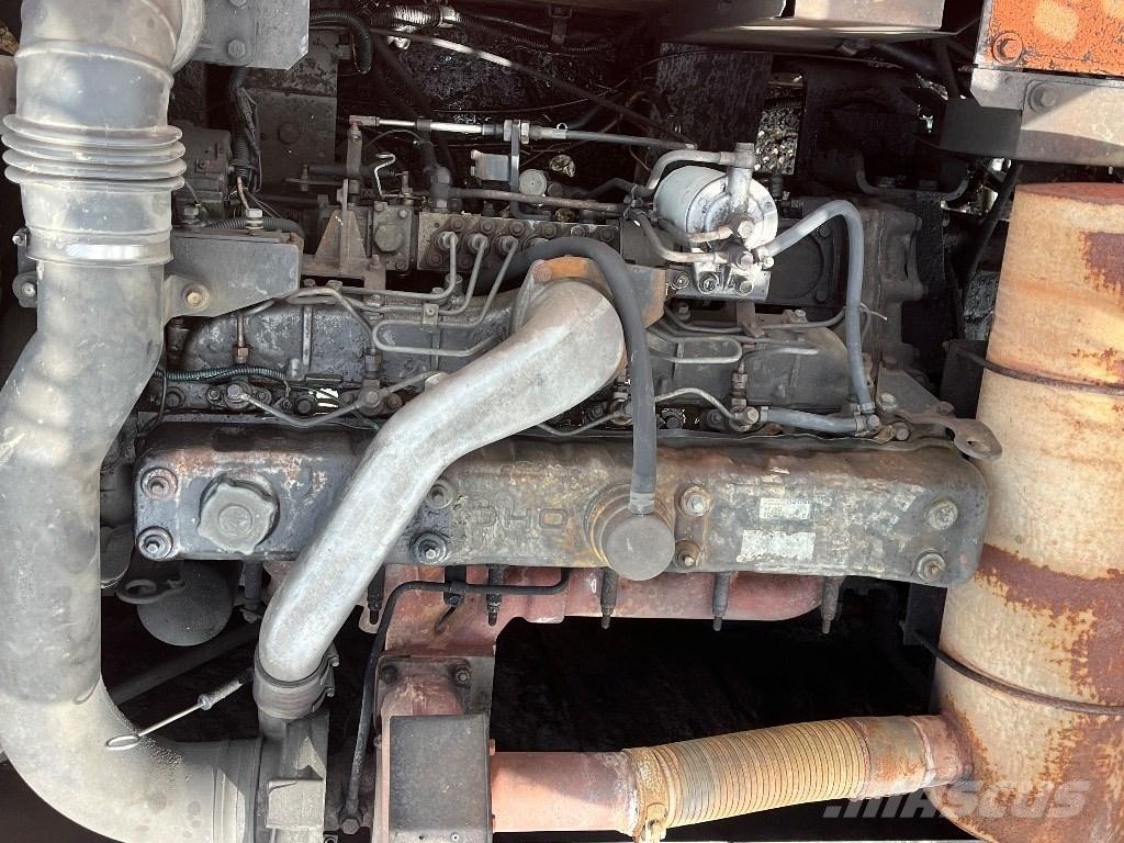 Hitachi Ex370-5 Bageri guseničari