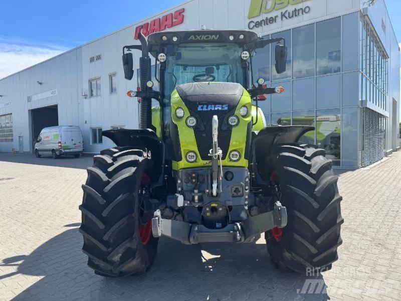 CLAAS AXION 810 Traktori