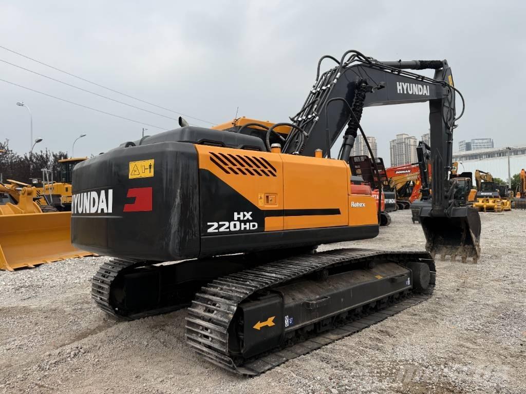 Hyundai HX220 Bageri guseničari