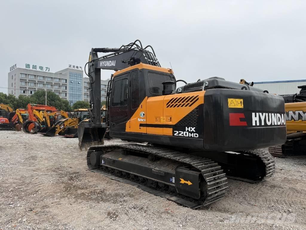 Hyundai HX220 Bageri guseničari