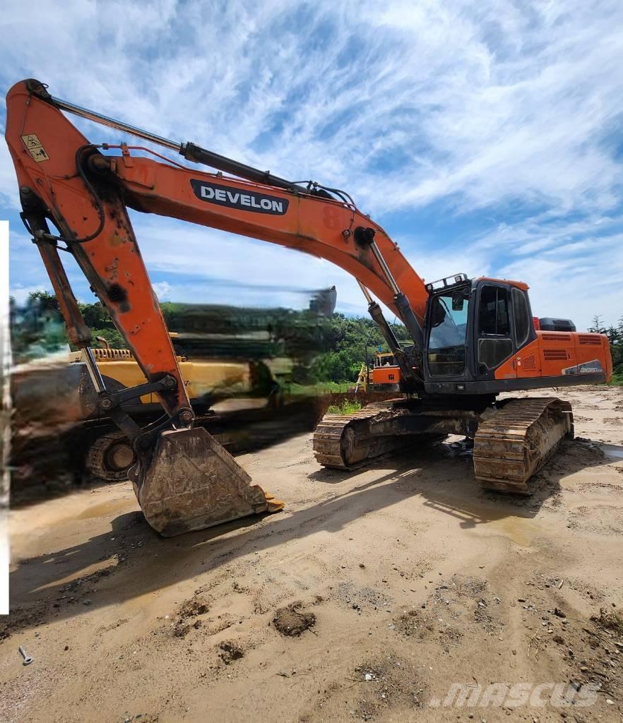 Doosan DX 380 LC-3 Bageri guseničari