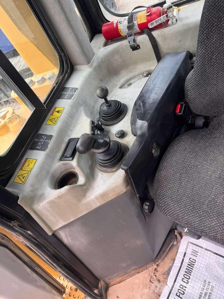 CAT D 7 R XR II Buldožeri guseničari