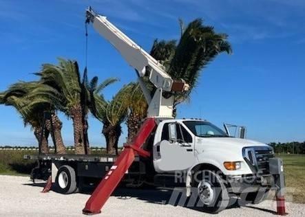 Ford F 750 Kamioni sa kranom