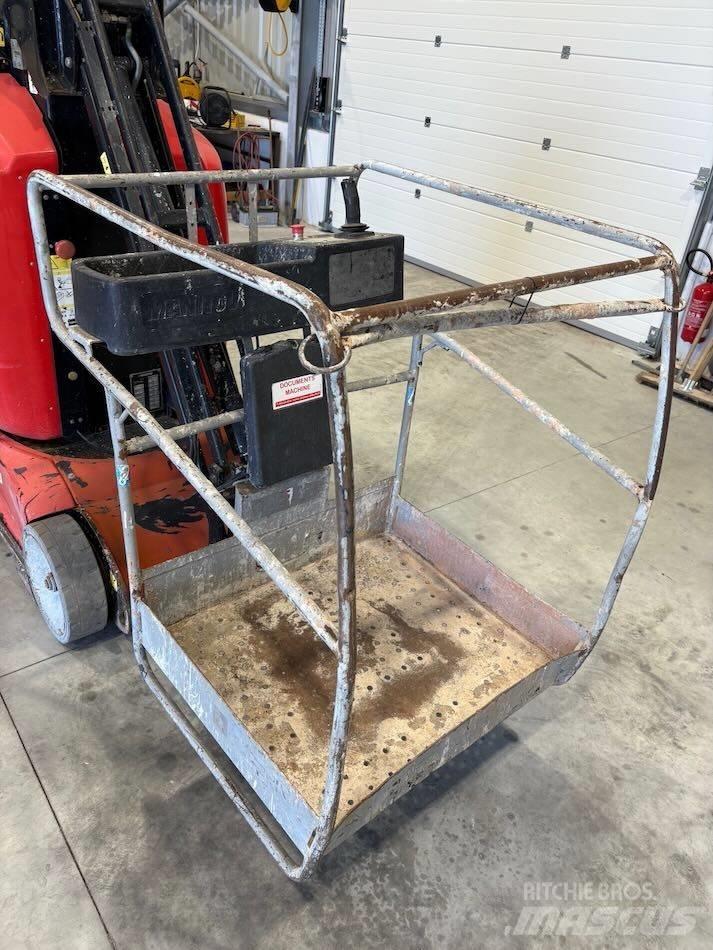 Manitou 100 VJR Jarbolne penjajuće platforme