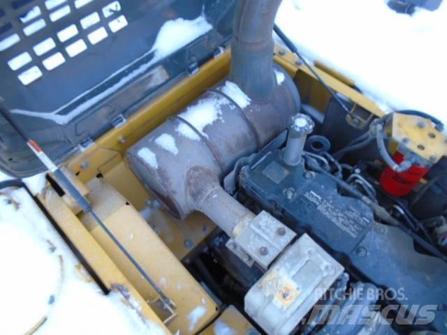 Komatsu PC 200 LC-8 Bageri guseničari