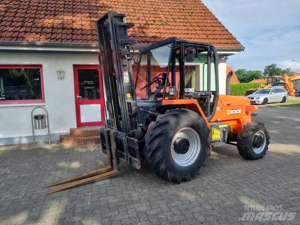 JCB 930-4 Vanterenski viljuškar