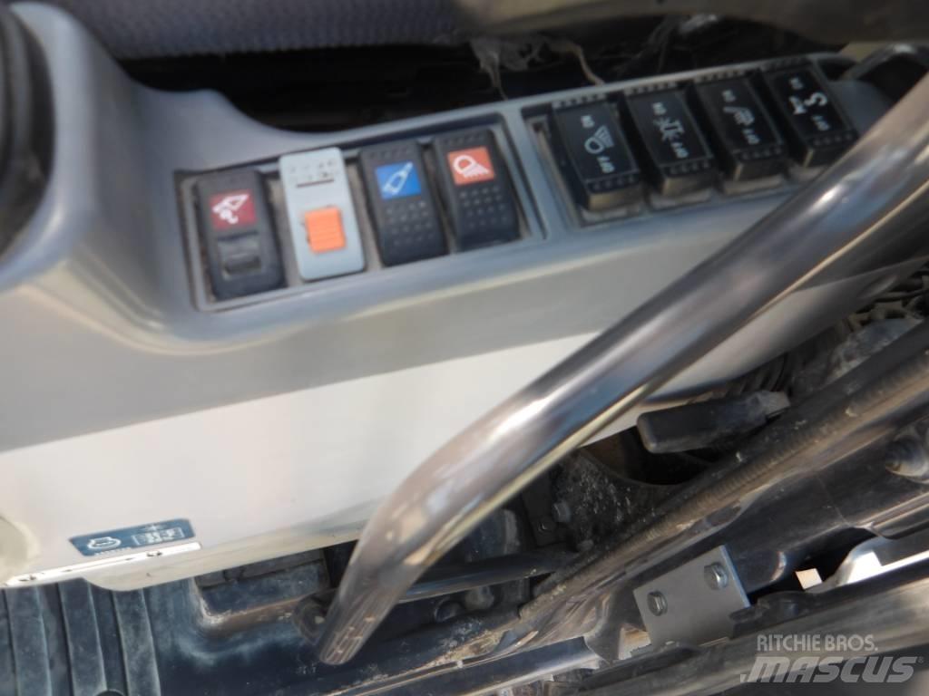 Hitachi ZX 250 LC-6 Bageri guseničari