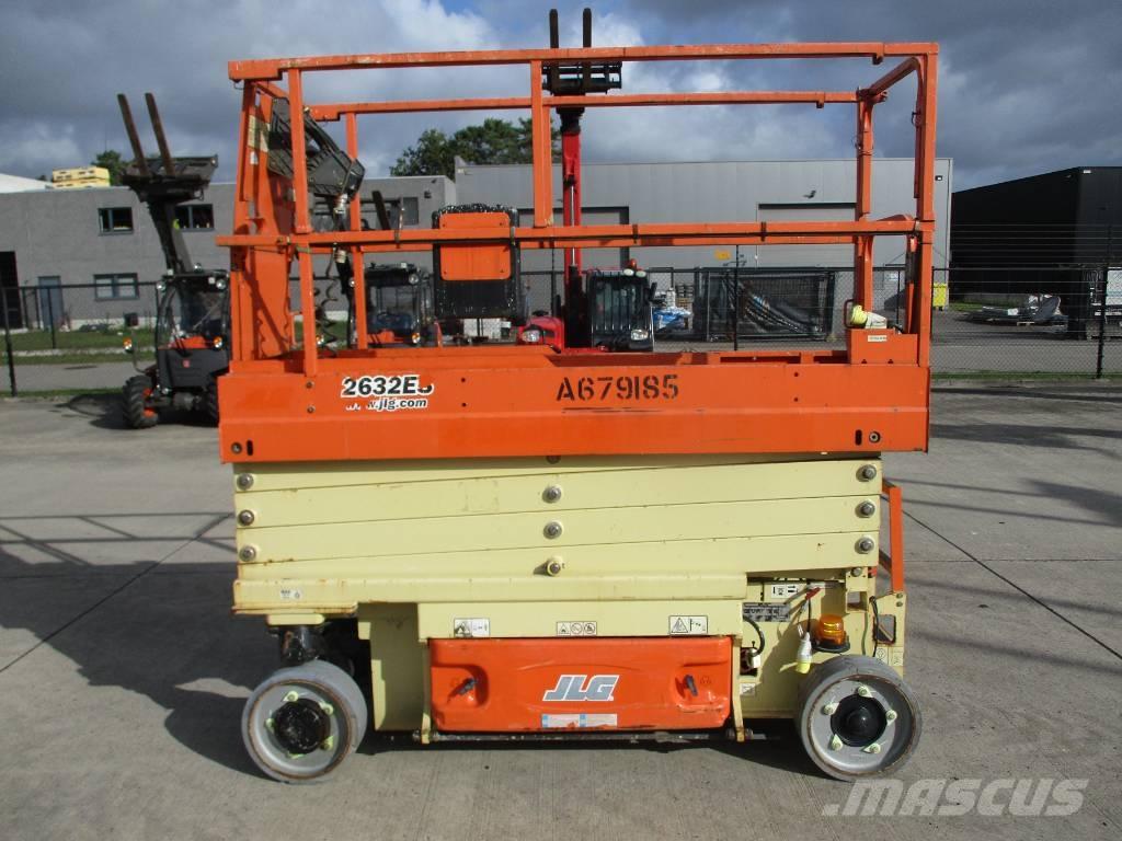 JLG 2632 ES (151) Makazaste platforme