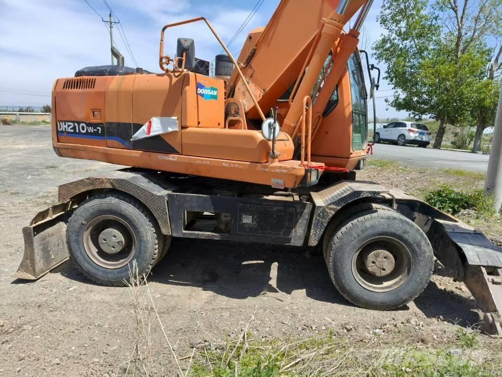 Doosan DH210W-7 Bageri točkaši