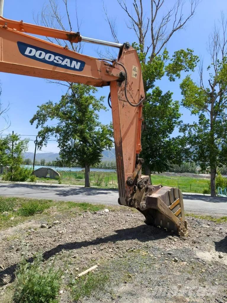 Doosan DH210W-7 Bageri točkaši