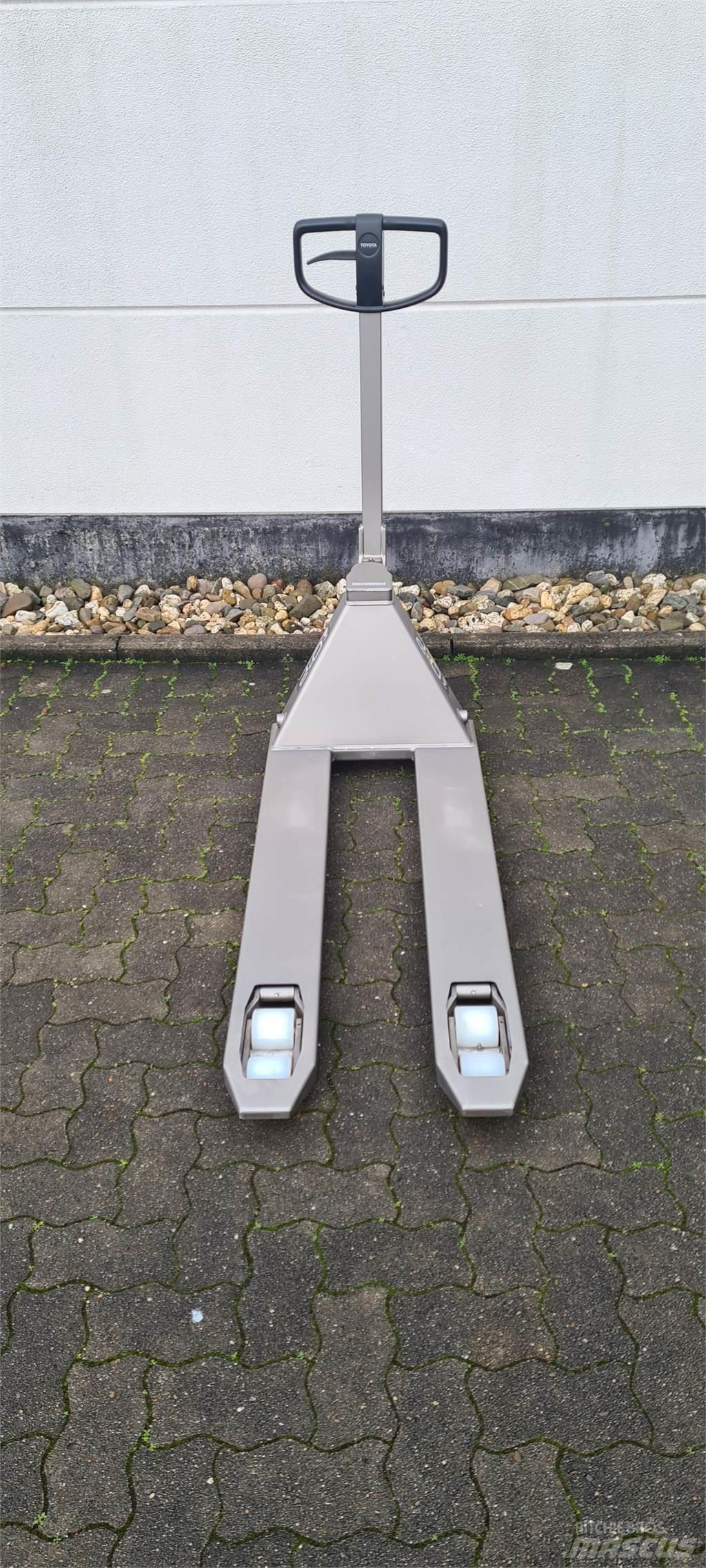 BT LHM 200ST Ručni paletar
