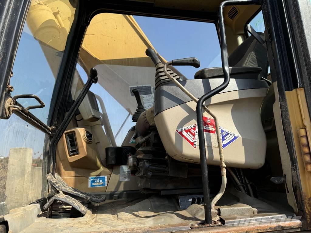 CAT 330 C Bageri guseničari