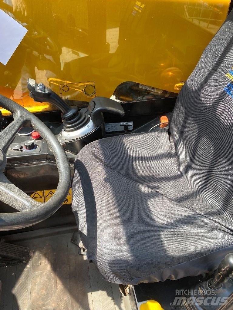 JCB 527-58 Agri Poljoprivredni teleskopski utovarivači