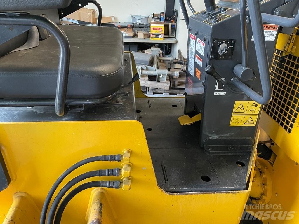 Sakai SW 320-1 Valjci sa duplim bubnjem